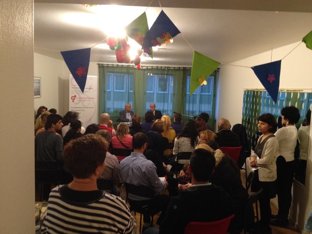 برگزاری جلسه در مورد شرایط اخذ اقامت و پناهندگی در سوئد